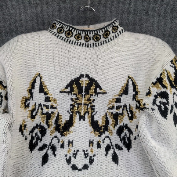 Bramble Lane Women's Pullover Sweater White Gold Medium Metallic Shoulder Pads - Picture 3 of 12